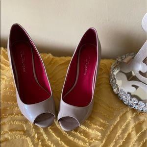 Chinese Laundry nude patent leather peep toe heels